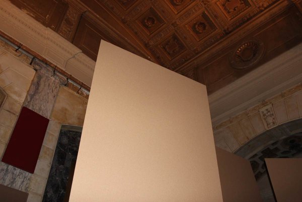 Cardboard plane acting as speaker